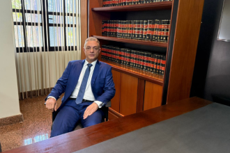 Leonardo Manzan esclarece que o IBS/CBS altera a estrutura de contratos financeiros de longo prazo e exige revisão tributária.