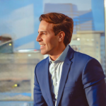 Tecnologia que não complica: quando a solução some no uso, o foco vira resultado — reflexão de Ian dos Anjos Cunha.